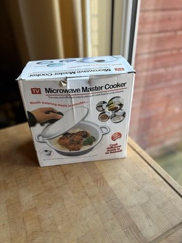 Microwave master white - microwave,